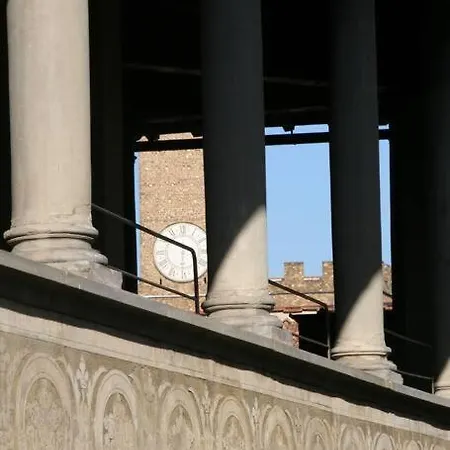 Apartment Dreaming In An Ancient Tower
